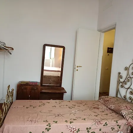 Borgo Antico - La Casa Sul Golfo 莱里奇