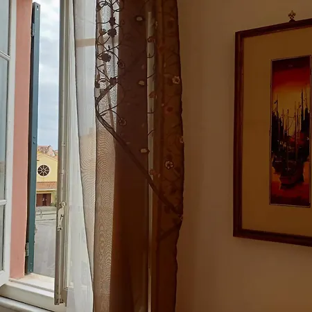 Borgo Antico - La Casa Sul Golfo شقة ليريسي